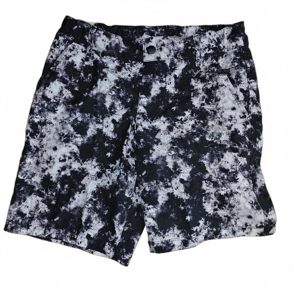 Art Class Black and White Tie-Dye Shorts - Size 14